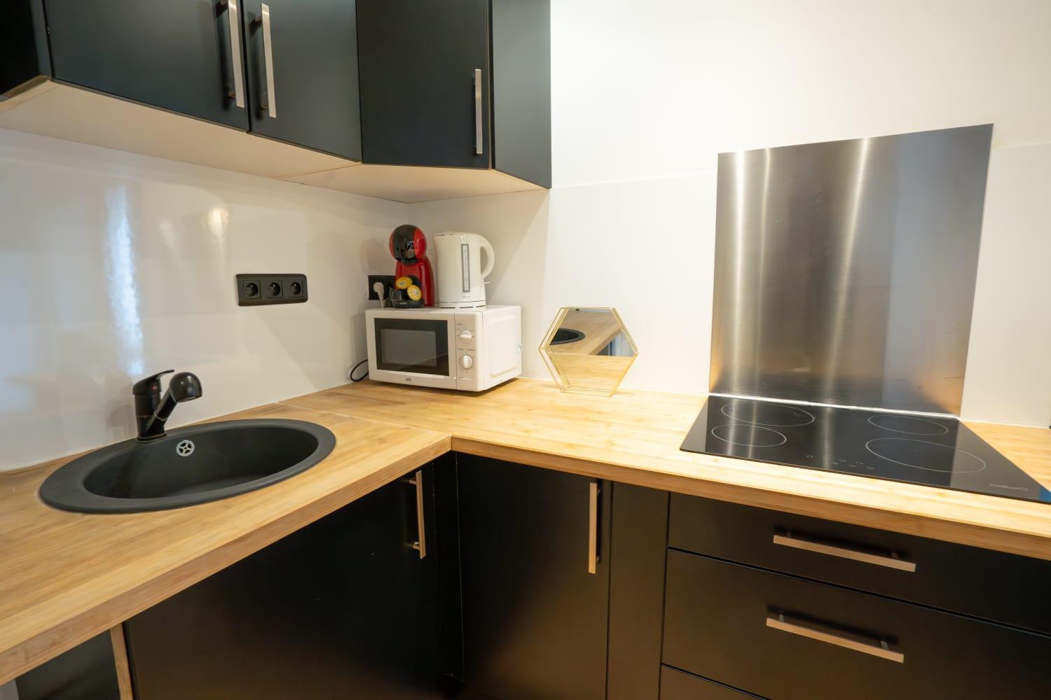 Grand Loft Bien Equipe A 15 - 2p - Flat-guest Apartment *